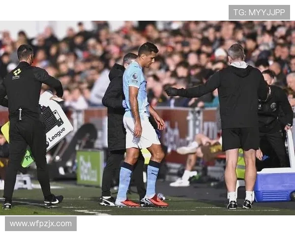 埃弗顿迎战曼城，主场反弹状态值得关注以结束连败