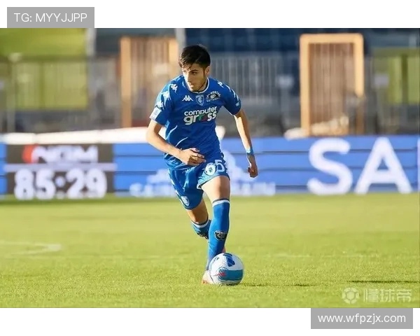 三中卫困局:国米越稳越没节奏,问题出在哪? 三中卫困局:国米越稳越没节奏,问题出在哪?