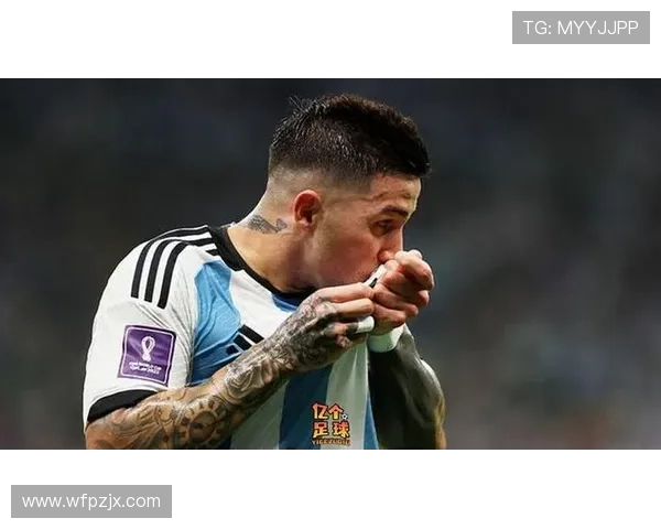 恩佐 vs 加维:新生代中场核心能力与战术适配对比 恩佐 vs 加维:新生代中场核心能力与战术适配对比